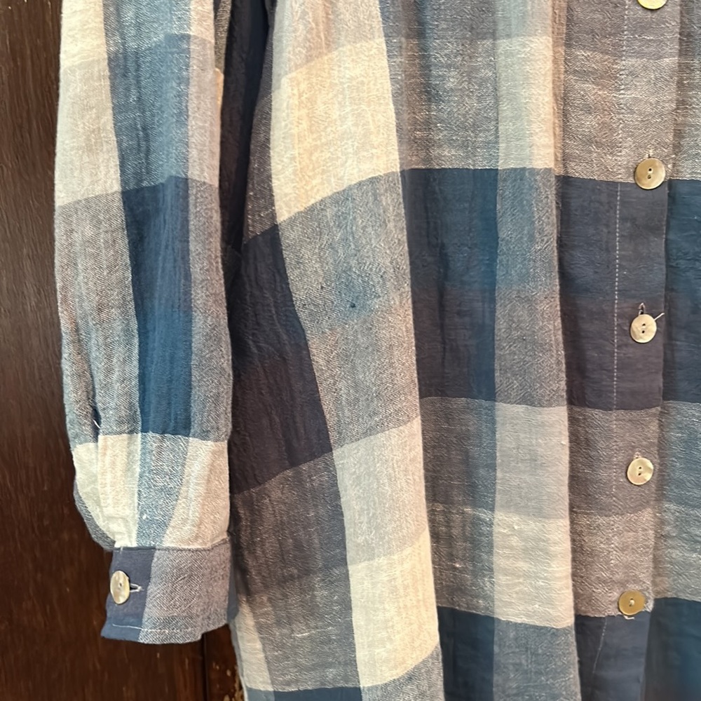 Match Point Linen Blend Top View 4